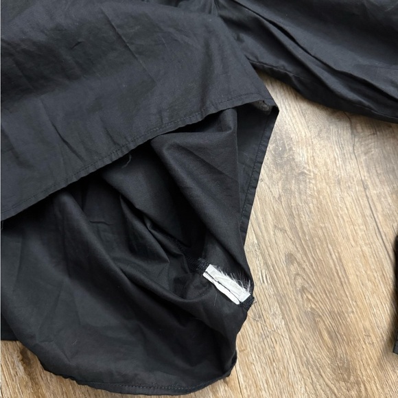 GAP • Eyelet Mockneck Shirt - Picture 12 of 13